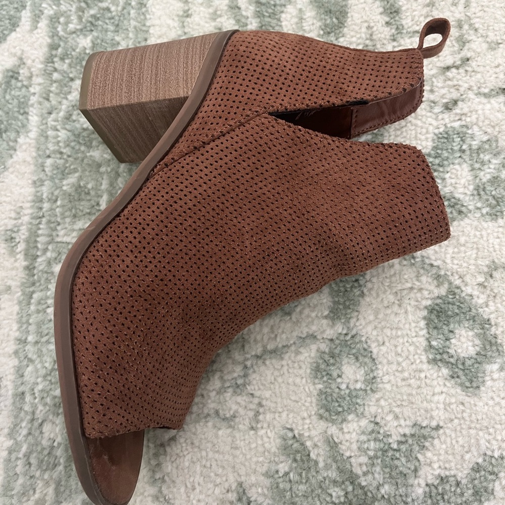 Brown booties